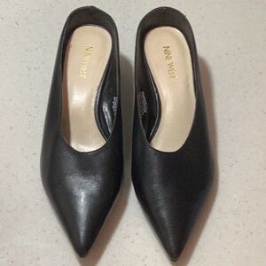 Nine West Black Leather Mule